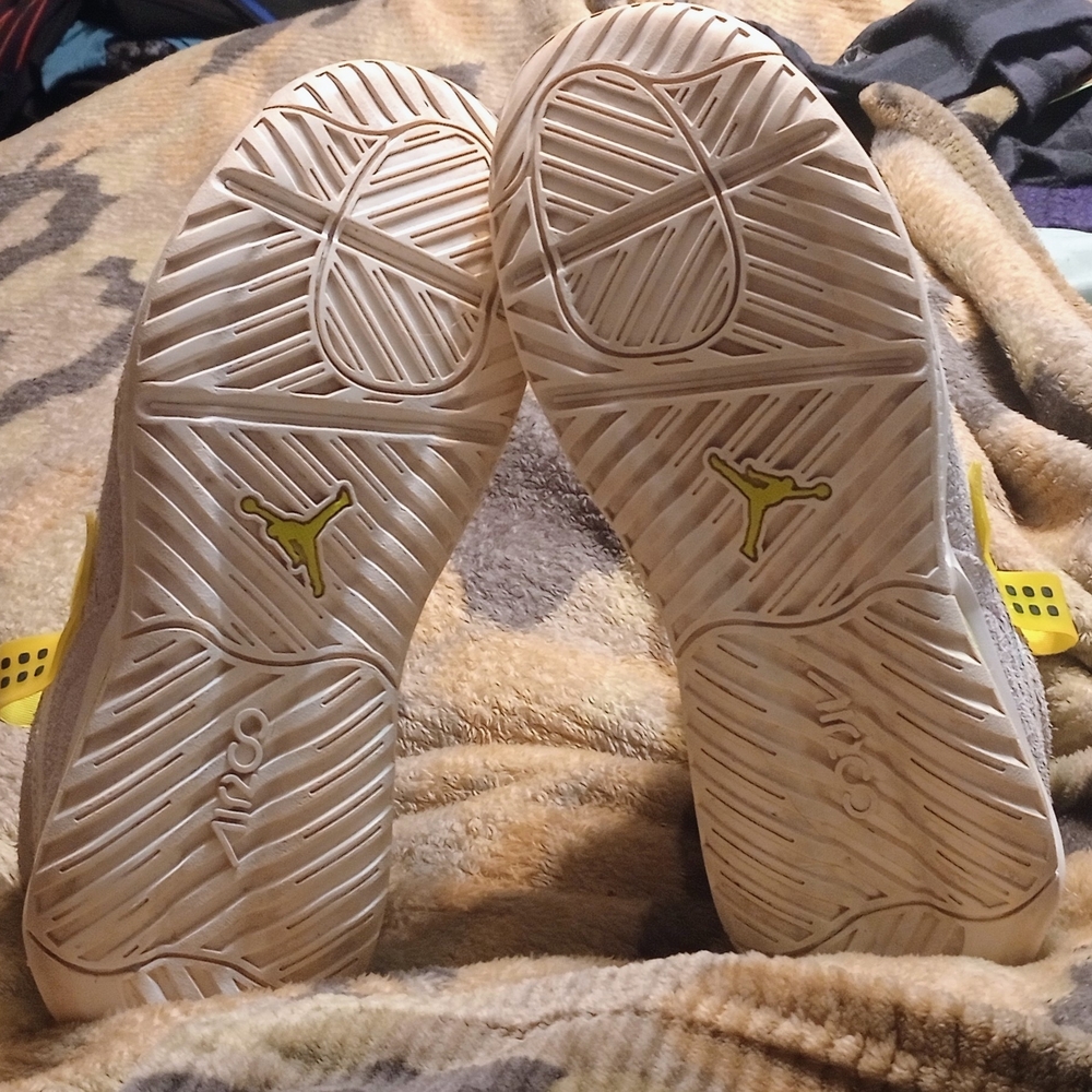 Nike MA2 Volts - Picture 12 of 13